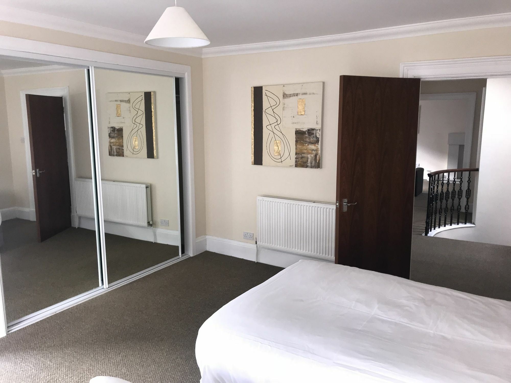 Smithyends Apartments Cumbernauld Esterno foto